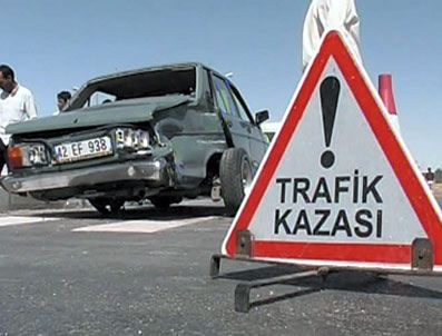 Afyonkarahisar'da Trafik Kazası: 1 Ölü, 1 Yaralı