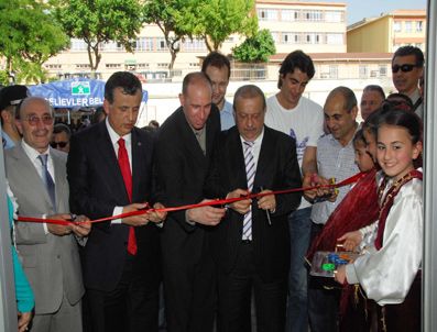 İBRAHİM KUTLUAY - Bahçelievler'e 15. spor salonu Harun Erdenay salonu açıldı