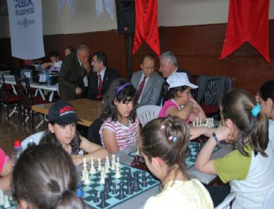 LOKMAN ÖZDEN - Çubuk Belediyesi Satranç Turnuvası Başladı