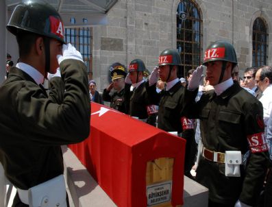 ERDOĞAN TOK - Kazada Hayatını Kaybeden Kıbrıs Gazisi Samsun'da Defnedildi