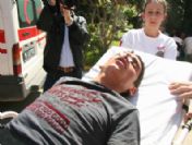 Hırsız Zannettikleri Genci Feci Şekilde Dövdüler