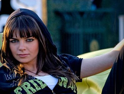 PELİN KARAHAN - Kavak Yelleri'nin Aslı'sı ressam çıktı