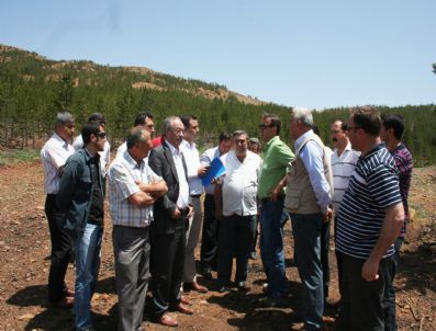 ÜMIT KARAARSLAN - Ağla Köyüne Kayak Merkezi