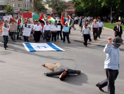 İSRAIL BAYRAĞı - Balıkesir'de İsrail'e Öfke Seli
