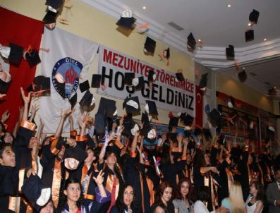 ALTıNYıLDıZ - Altınyıldız Koleji'nde Mezuniyet Çoşkusu