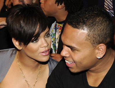 RIHANNA - İngiltere'ye girişi yasaklandı