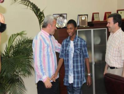 TÜRKÇE OLİMPİYATLARI - Nijer'li Çocuklardan Tso'ya Ziyaret