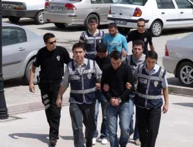 Yerköy'de Düzenlenen Esrar Operasyonunda 4 Kişi Gözaltına Alındı