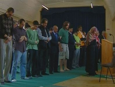 OXFORD - İngiltere'de bir kadın Cuma namazı kıldırdı