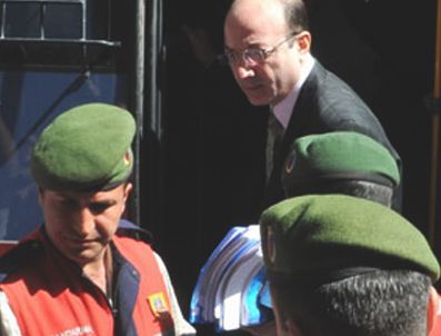 İRTICA - Ses kaydındaki planları işliyor