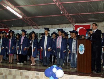 Çan Özer İlköğretim Okulu'nda Mezuniyet Töreni