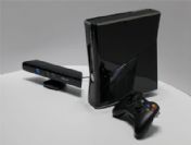 Xbox 360 Slim ile tanışın