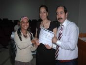 Artık Hem Okuyup Hem Yazıyorlar