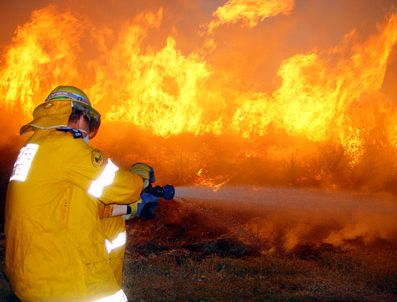 Ataköy'de yangın çıktı (Son dakika haberleri)