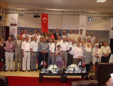 HALIS PEKER - Gönüllü Kan Bağışçılarına Ödül