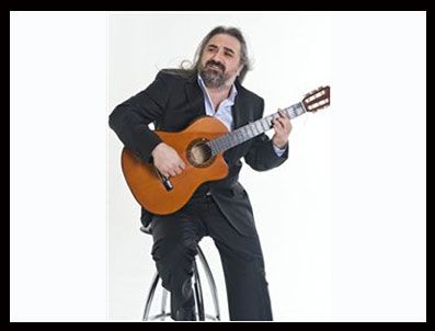 VOLKAN KONAK - Sen hiç aşık oldun mu Hüsnü?