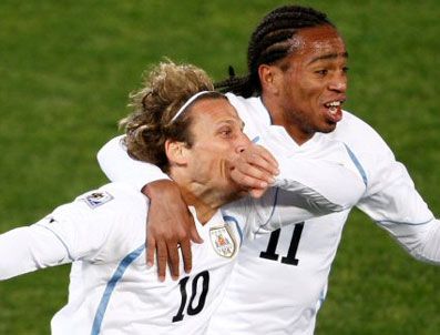DIEGO FORLAN - Diego Forlan'ın Güney Afrika'ya attığı müthiş gol