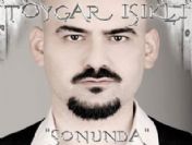Toygar Işıklı 'Sonunda' albümü ile müzik marketlerde