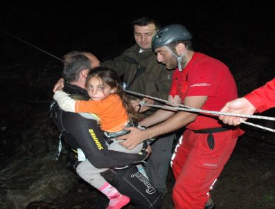 AHMET KURT - Trabzon'un Tonya İlçesinde Sel Ve Heyelan