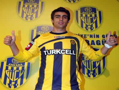 PARAGUAY - Ankaragücü, Turgut Doğan Şahin İle 5 Yıllık Sözleşme İmzaladı