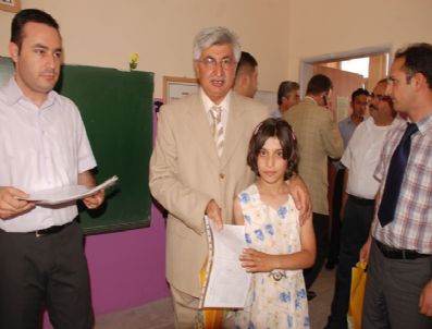 Batman'da 100 Bin Öğrenci Karne Aldı