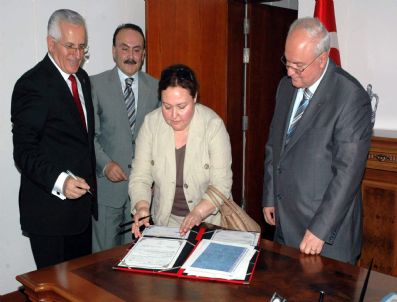 Denizli'de Eğitime Büyük Destek