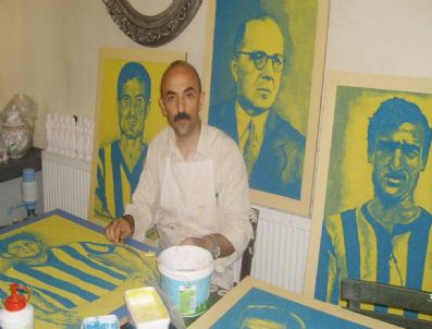 SELÇUK YULA - İnşaat Kumundan Fenerbahçeli Efsanelerin Portrelerini Yaptı