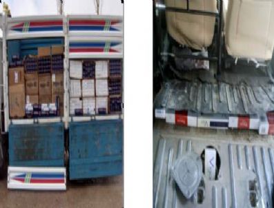 Jandarma 10 Ayrı Araçta 271 Bin 400 Paket Kaçak Sigara Ele Geçiridi