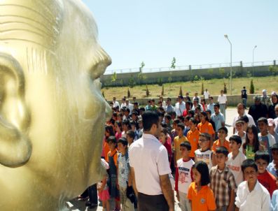 Silvan'da 25 Bin Öğrenci Karne Aldı