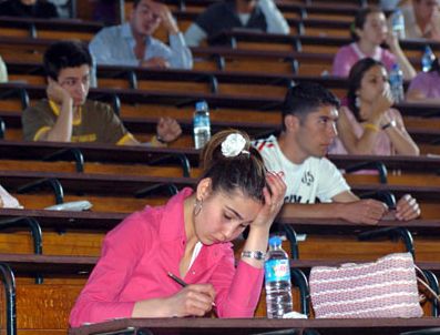 YASAKLAR - 2010 LYS maratonu saat 10'da start alıyor