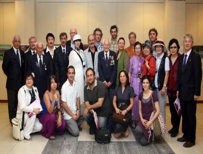 KORE SAVAŞı - Koreli Ressamlar Eskişehir'de Sergi Açtı