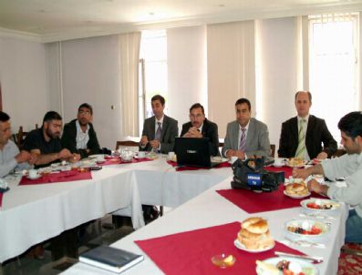 DEVLET PLANLAMA TEŞKILATı - Serka Yöneticileri Basın Mensupları İle Kahvaltıda Buluştu