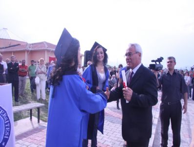 FATIH GEYIM - Emet Myo'da Mezuniyet Coşkusu