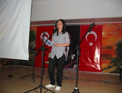 İSMAIL AKSOY - Gediz Mna Anadolu Lisesi Şiir Ve Müzik Şöleni Düzenledi