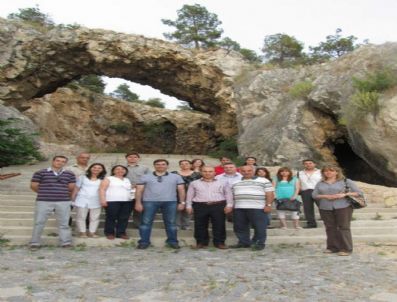 KAZıM KARABULUT - Kültür Ve Tabiat Varlıklarını Koruma Kurulu Toplantısı İlk Kez Erdek'te Yapıldı