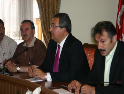 HASAN ÜNVER - Nevşehir Belediye Meclisi Saldırıları Kınadı