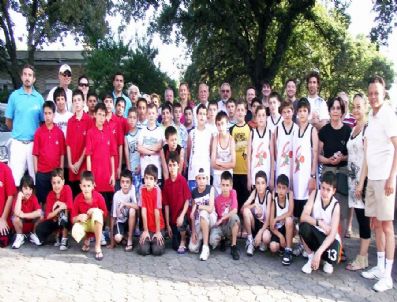 FIKRET AKOVA - İbac Kampı Burhaniye'de Başladı