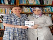 Evde Nakış İşleyip Kitap Okuyarak Birinci Oldu