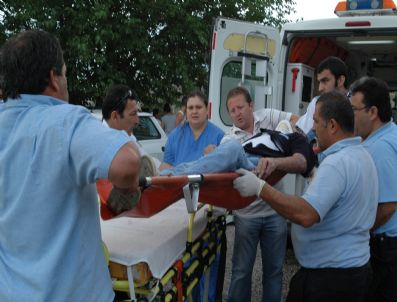 Hastane Yolunda Kaza: 1 Ölü, 2 Yaralı