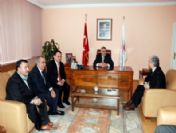 Rektör Dökmetaş'a Teşekkür Ziyareti