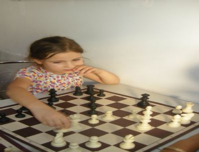 Salihli'de Geleneksel Satranç Turnuvası