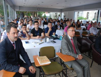 BAKI ERGÜL - Yurt Dışında Görev Yapacak Öğretmenlerin Semineri Sürüyor