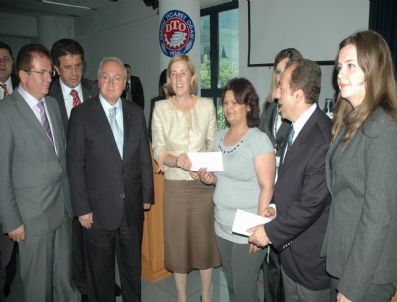 SELMA ALIYE KAVAF - Bakan Kavaf: 'Engeli Olmayanlara Balık Vermek Yerine Balık Tutmayı Öğretmeliyiz'