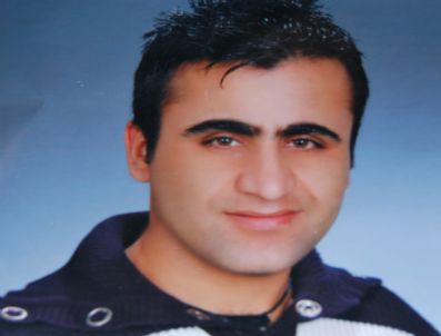 DOĞANLı - Hakkari Şehidine Ağlıyor