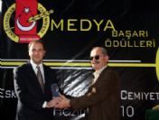 İha Muhabiri Özden'e Birincilik Ödülü