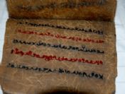 Paha Biçilemeyen Kitabı Satmak İstediler