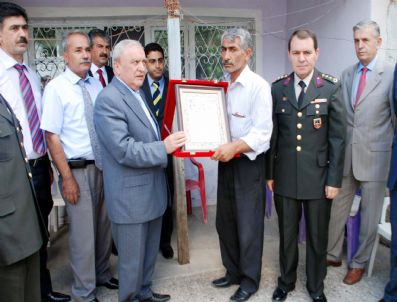 AYTAÇ AKGÜL - Şehit Ailesine Şahadet Belgesi Takdim Edildi