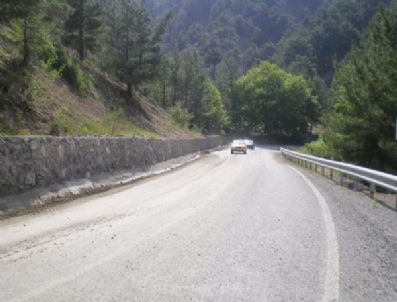 AKÇATEKIR - Tekir-pozantı Eski Yolu Hala Revaçta