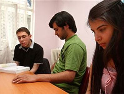 ANKARA HUKUK - Görme engelli öğrencilerin LYS azmi