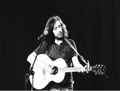 KAZIM KOYUNCU - Naif şarkıların asi çocuğu